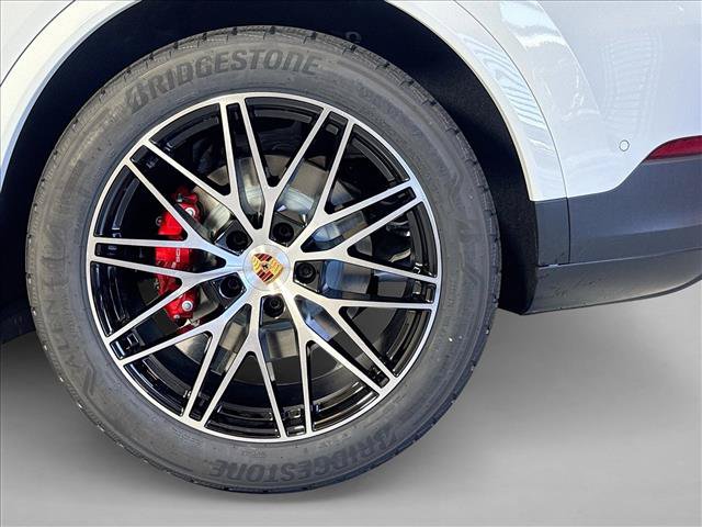 New 2026 Porsche Cayenne S AWD/4WD image 23