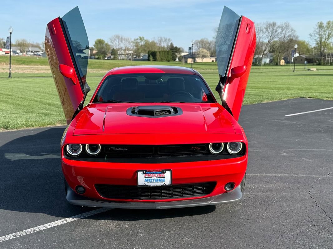 Used 2016 Dodge Challenger R/T Scat Pack image 3