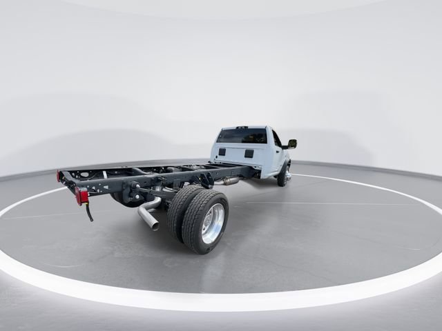 New 2025 RAM 5500 4x4 Regular Cab image 8