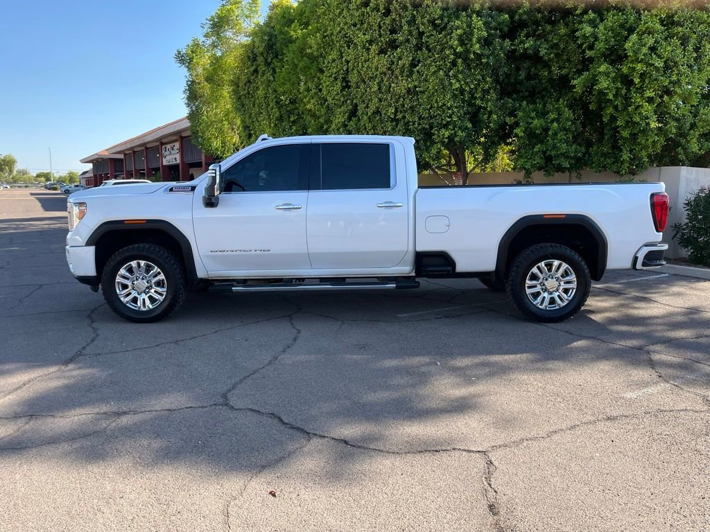 Used 2023 GMC Sierra 3500 Denali image 5