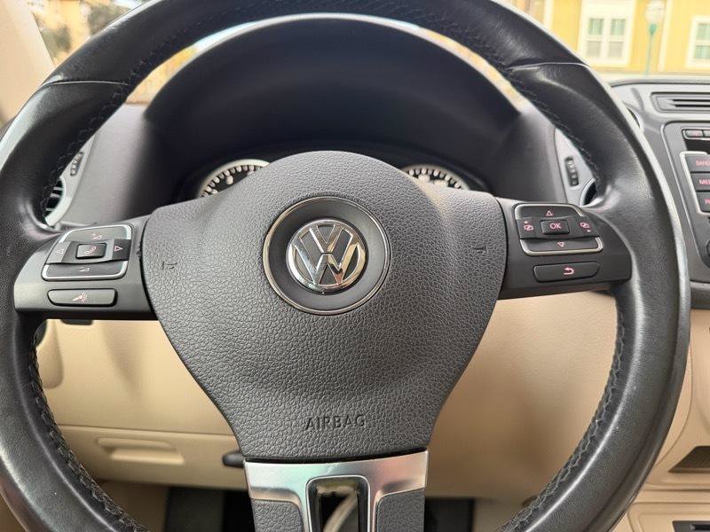 Used 2014 Volkswagen Tiguan SEL AWD/4WD image 91