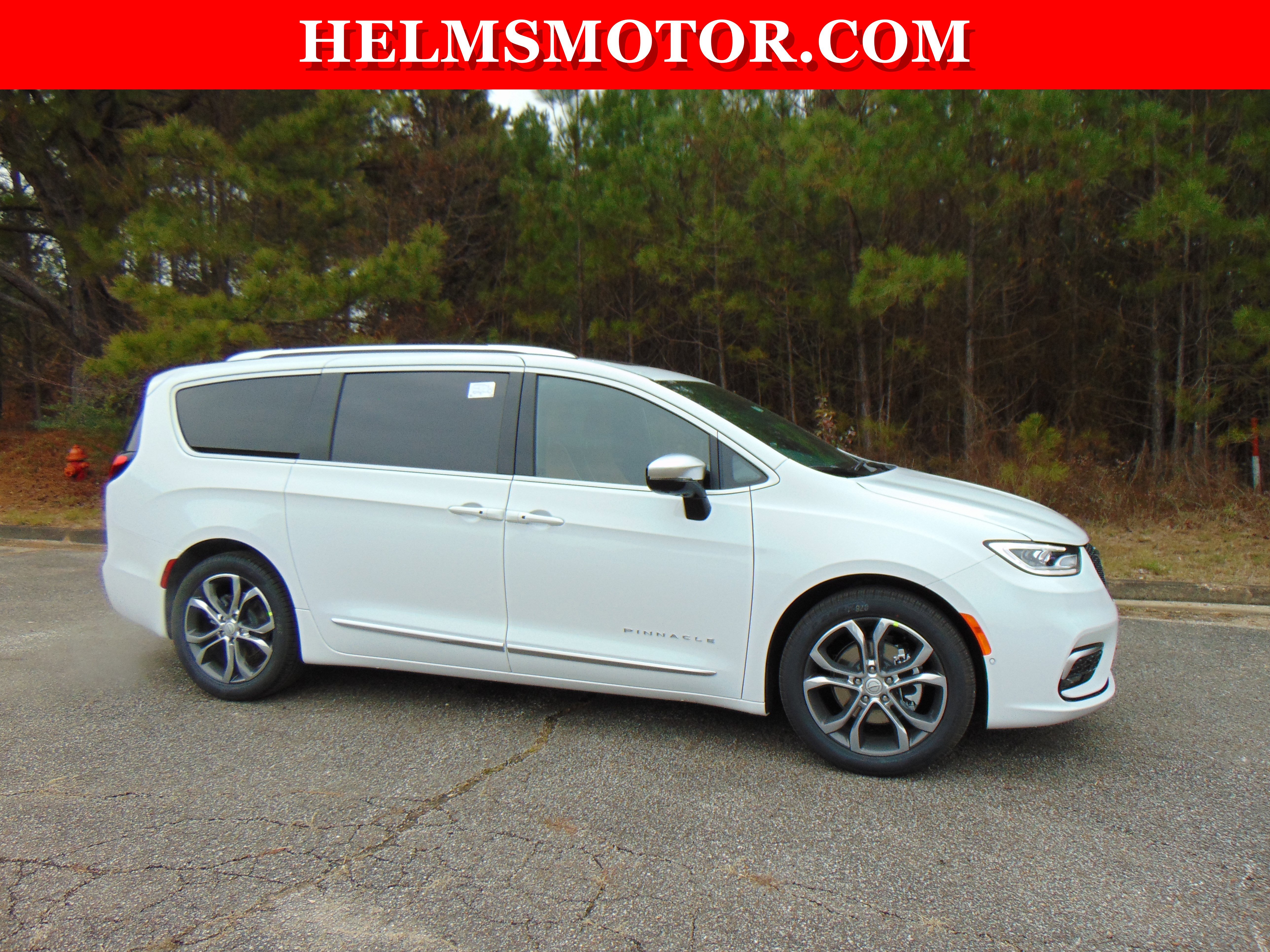 New 2026 Chrysler Pacifica Pinnacle image 14