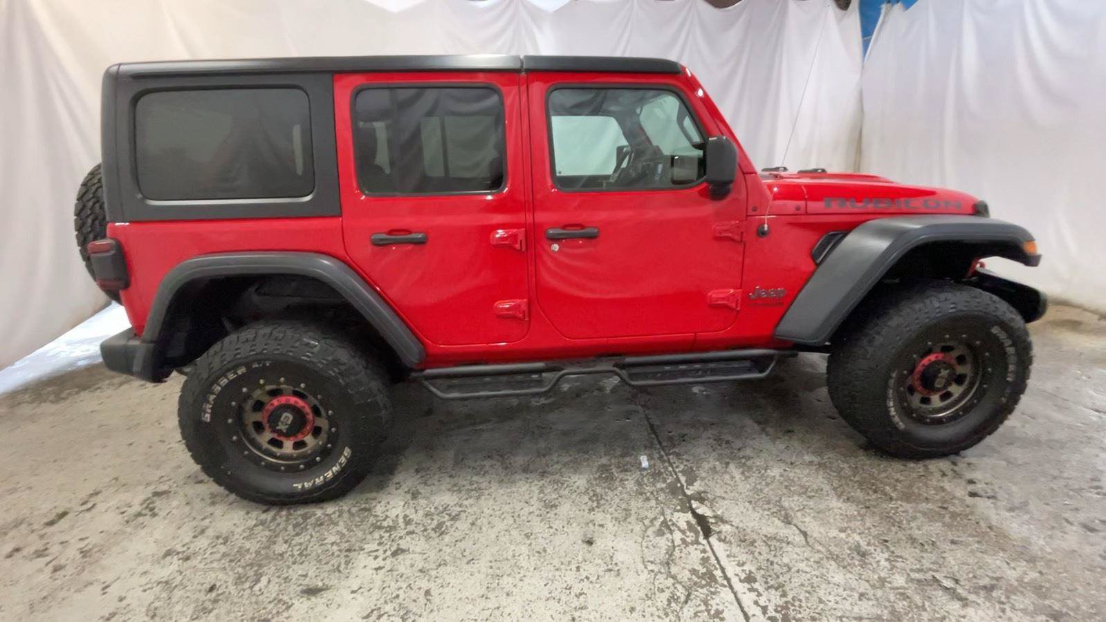 Used 2019 Jeep Wrangler Unlimited Rubicon w/ Dual Top Group AWD/4WD image 5