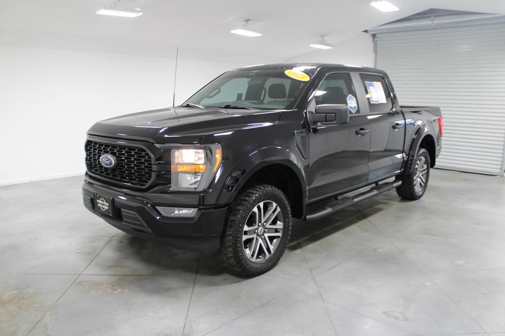Used 2023 Ford F150 XL w/ STX Appearance Package image 4