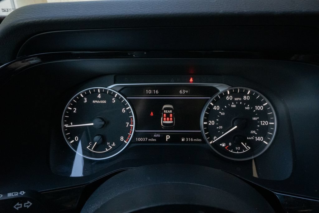 Used 2024 Nissan Pathfinder SL w/ SL Premium Package AWD/4WD image 13