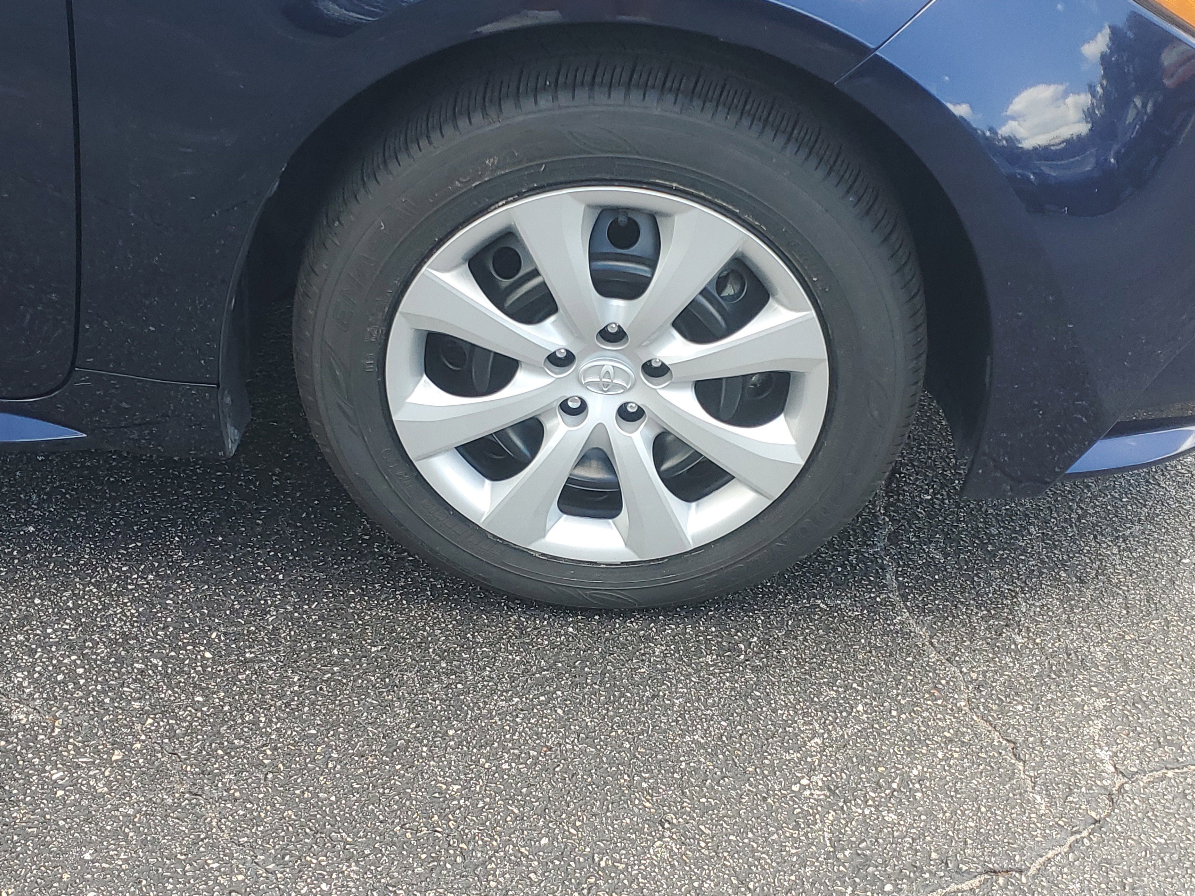 Used 2024 Toyota Corolla LE image 7