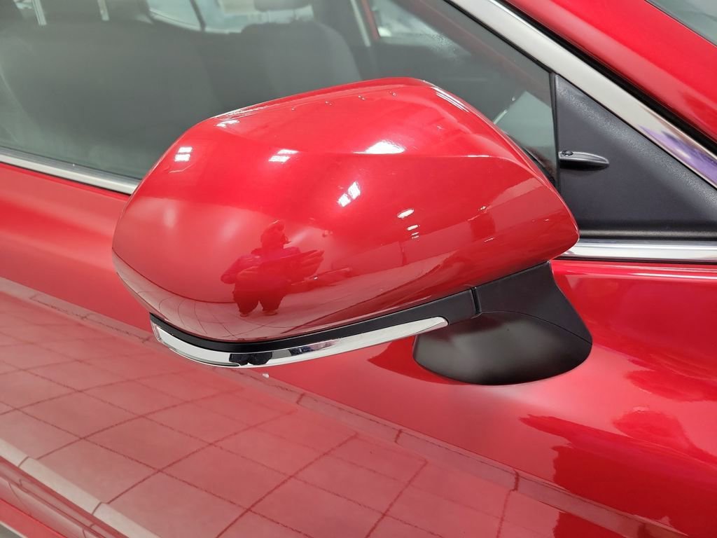 Used 2025 Toyota Camry XLE image 16