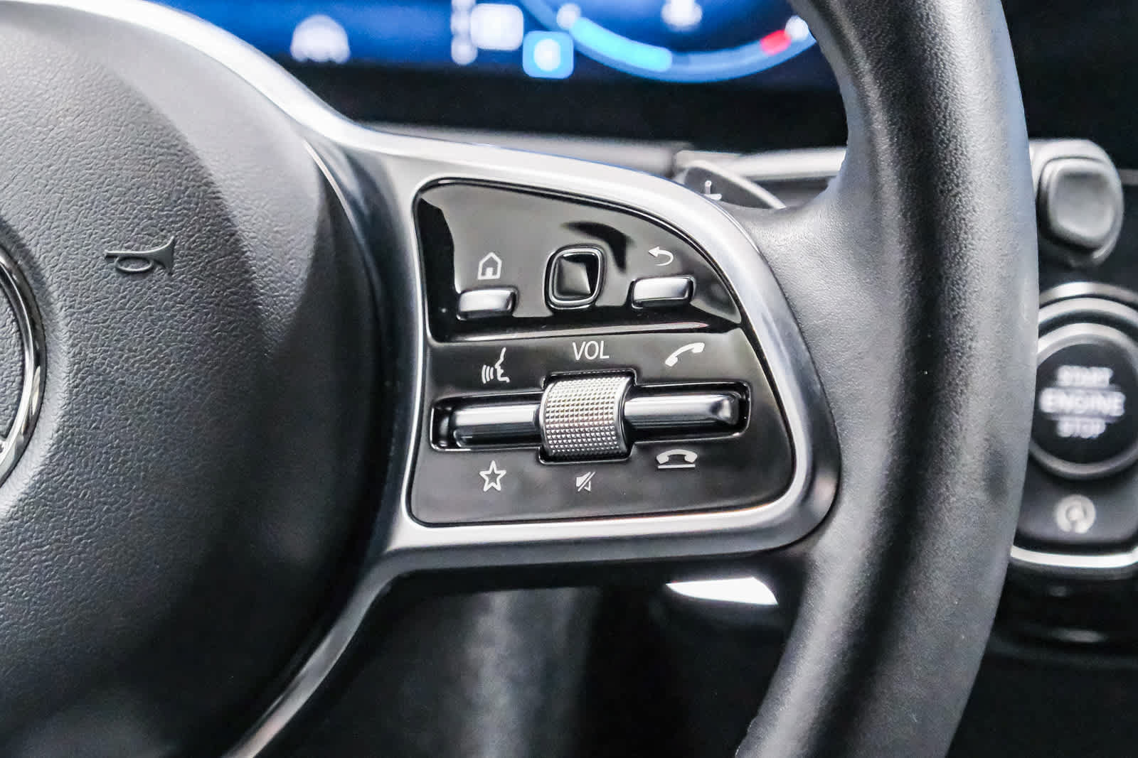 Certified 2023 Mercedes-Benz GLA 250 image 18