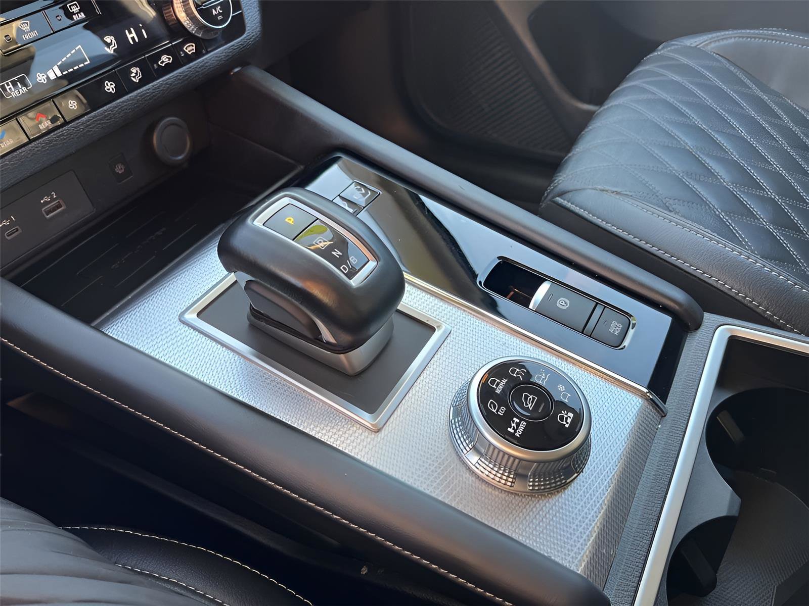 Used 2023 Mitsubishi Outlander SEL image 19