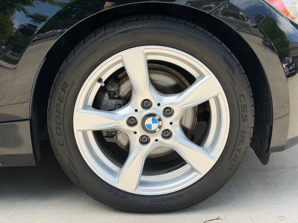 Used 2013 BMW 128i Convertible RWD image 21