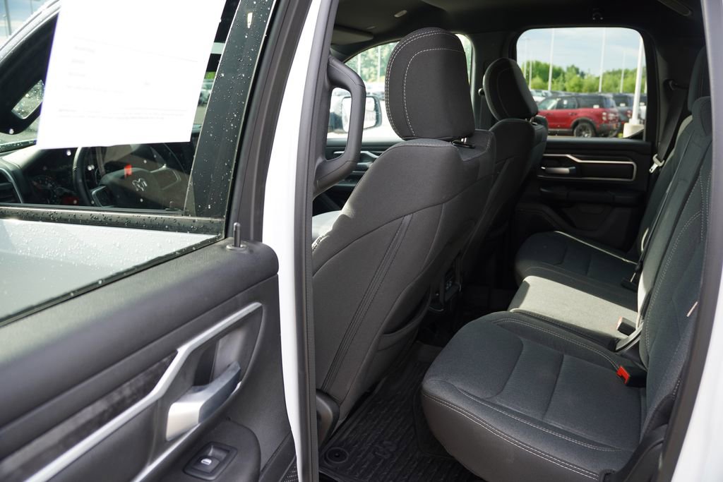 Used 2023 RAM 1500 Big Horn AWD/4WD image 17