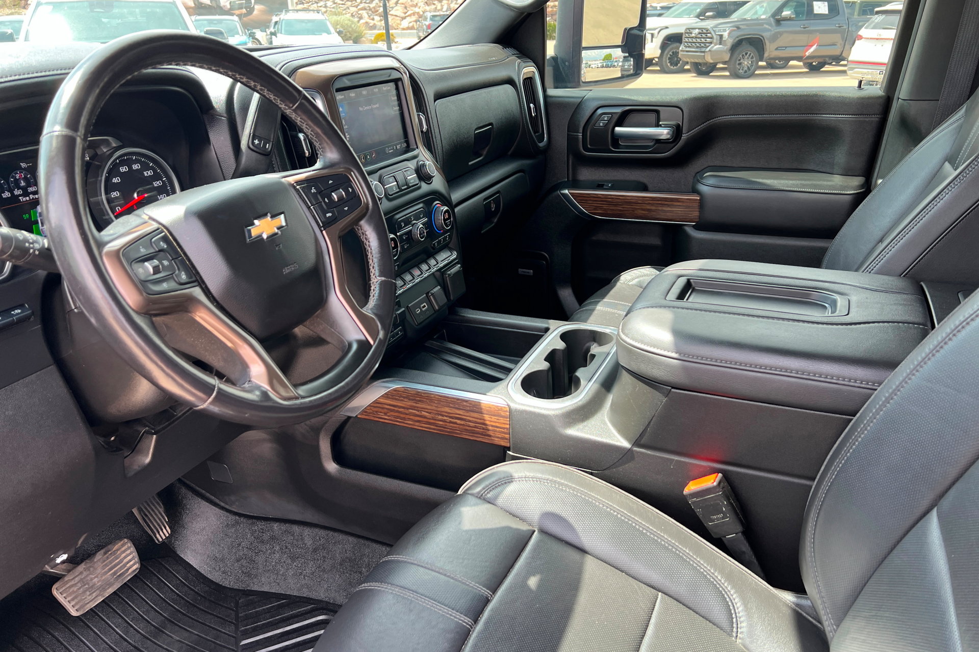 Used 2021 Chevrolet Silverado 3500 High Country w/ Z71 Off-Road Package AWD/4WD image 16