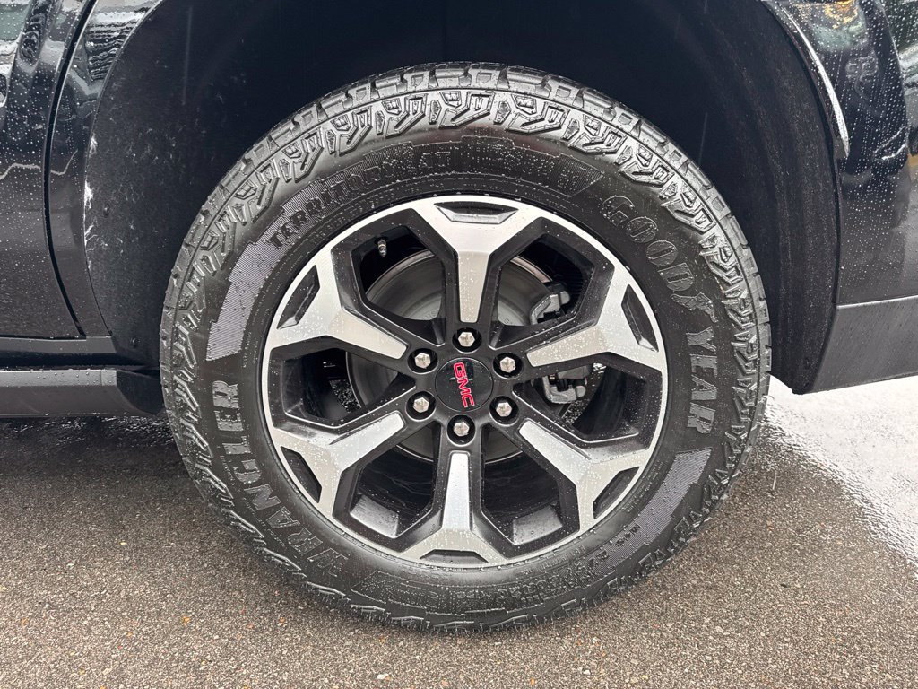 New 2027 GMC Yukon AT4 Ultimate AWD/4WD image 38