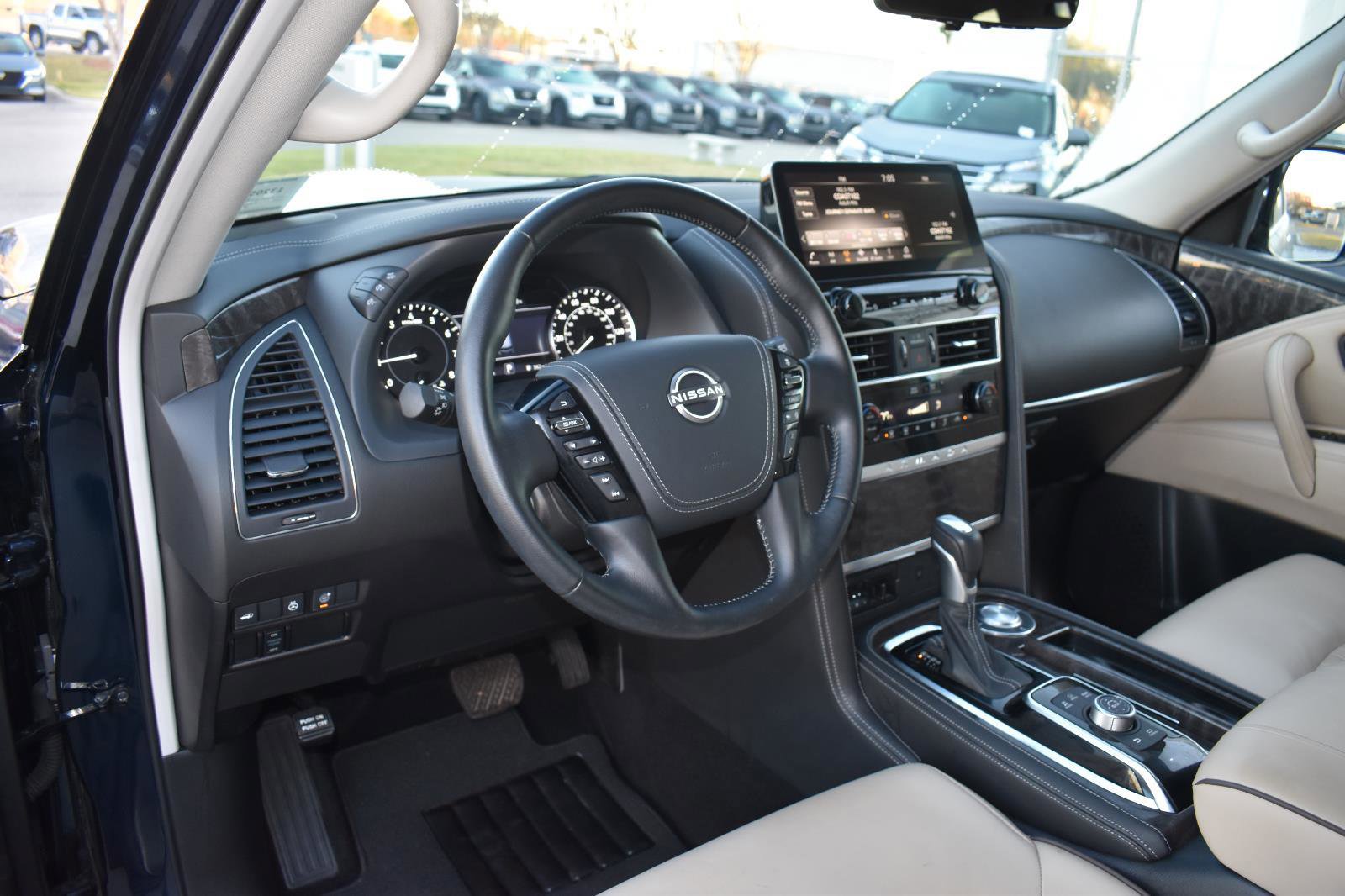 Certified 2024 Nissan Armada Platinum w/ Captain's Chairs Package image 21