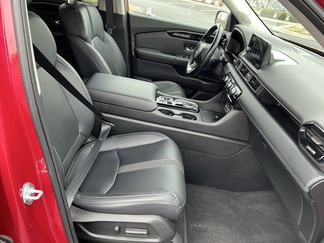 Used 2023 Honda Pilot Touring image 21