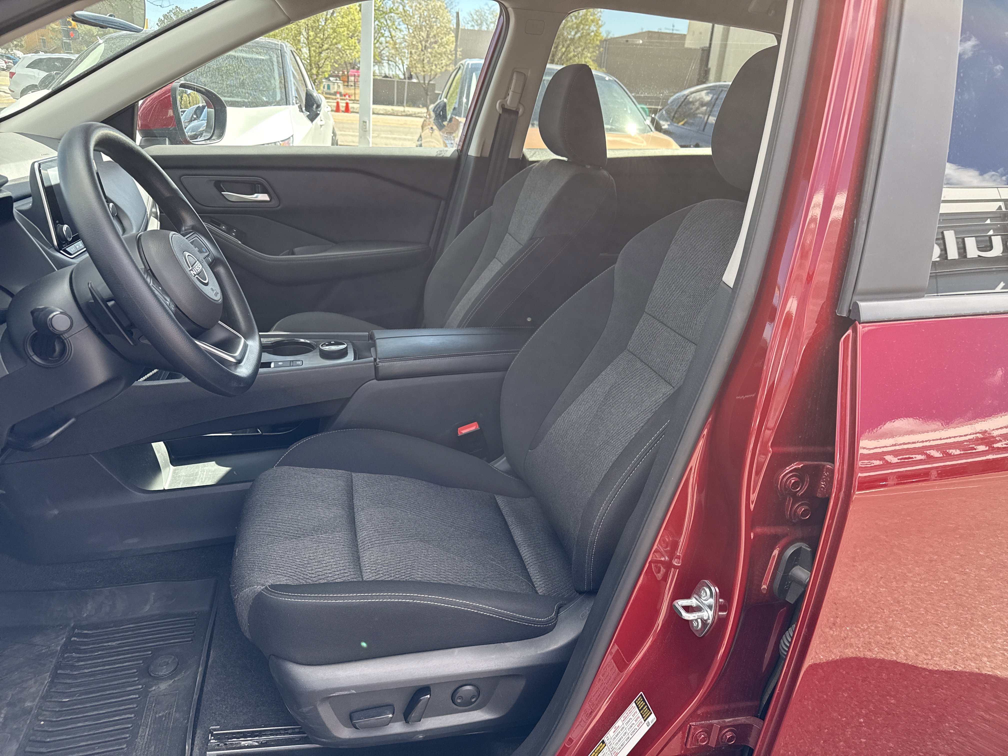 Certified 2024 Nissan Rogue SV AWD/4WD image 15