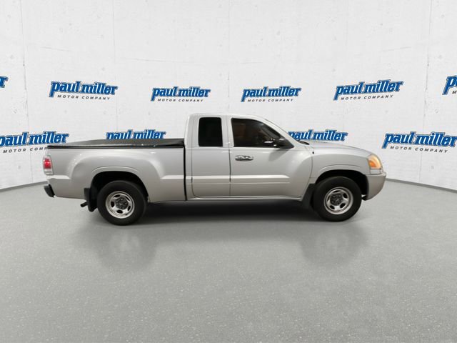 Used 2007 Mitsubishi Raider LS RWD image 13