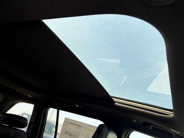 New 2026 Jeep Grand Cherokee Limited AWD/4WD image 32