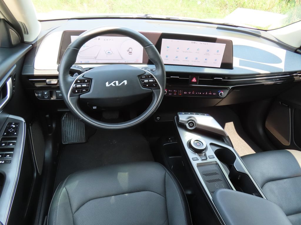 Certified 2023 Kia EV6 Wind w/ Wind Technology Package AWD/4WD image 5