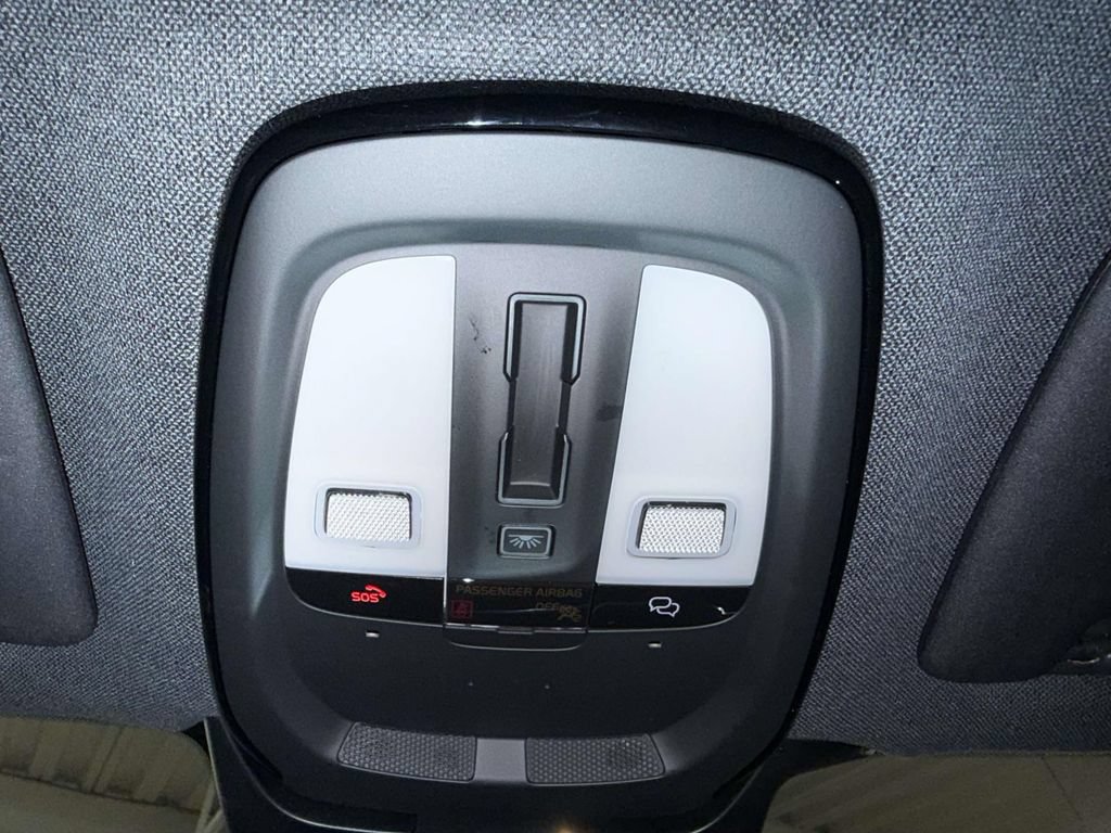 Used 2023 Volvo XC40 Recharge Ultimate w/ Protection Package Premier AWD/4WD image 26