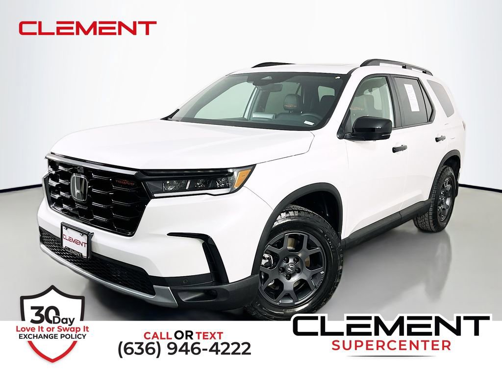 Used 2025 Honda Pilot TrailSport image 1