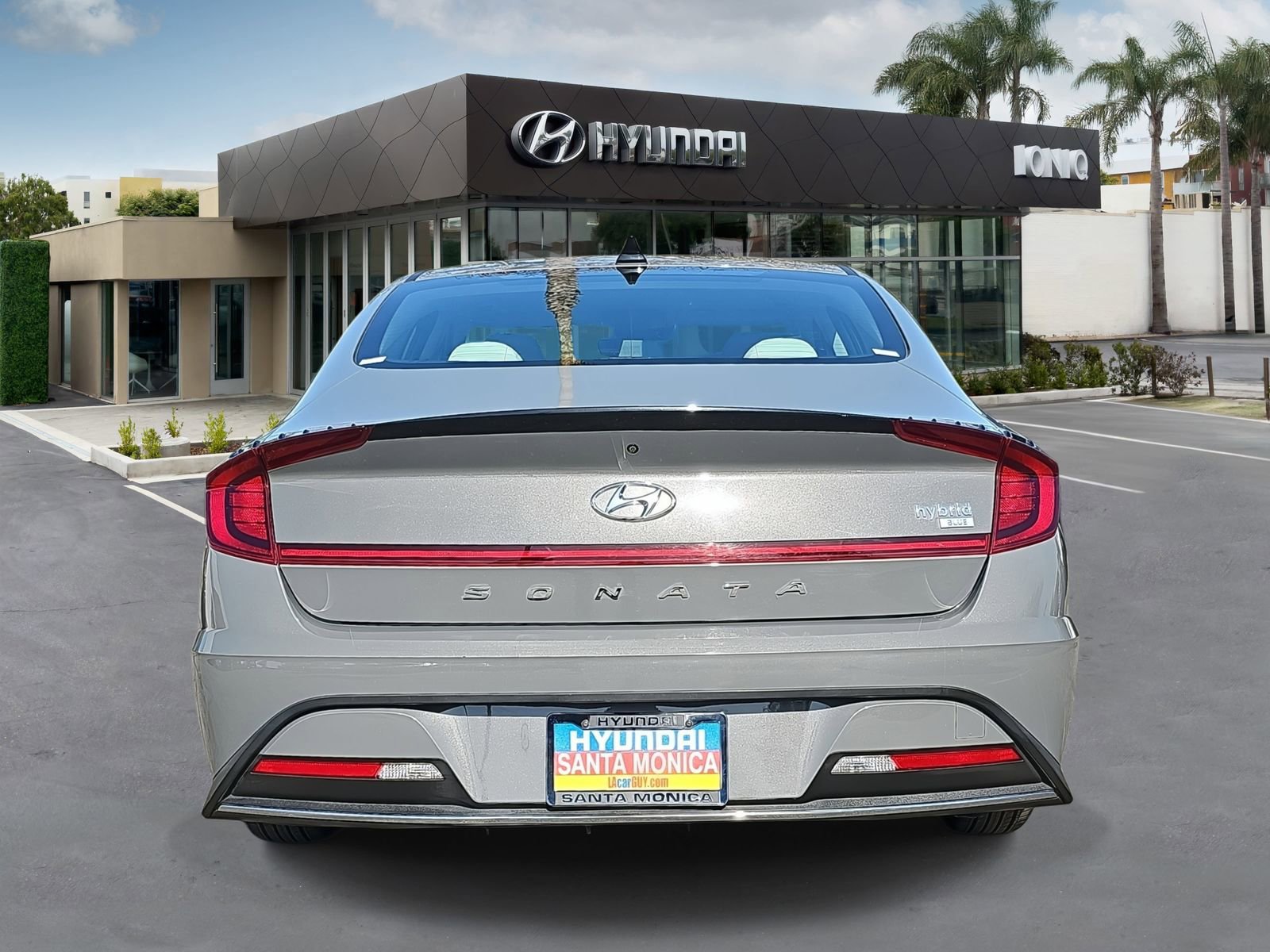 Used 2023 Hyundai Sonata Blue image 4