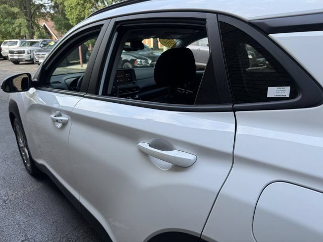 Used 2023 Hyundai Kona SEL FWD image 21