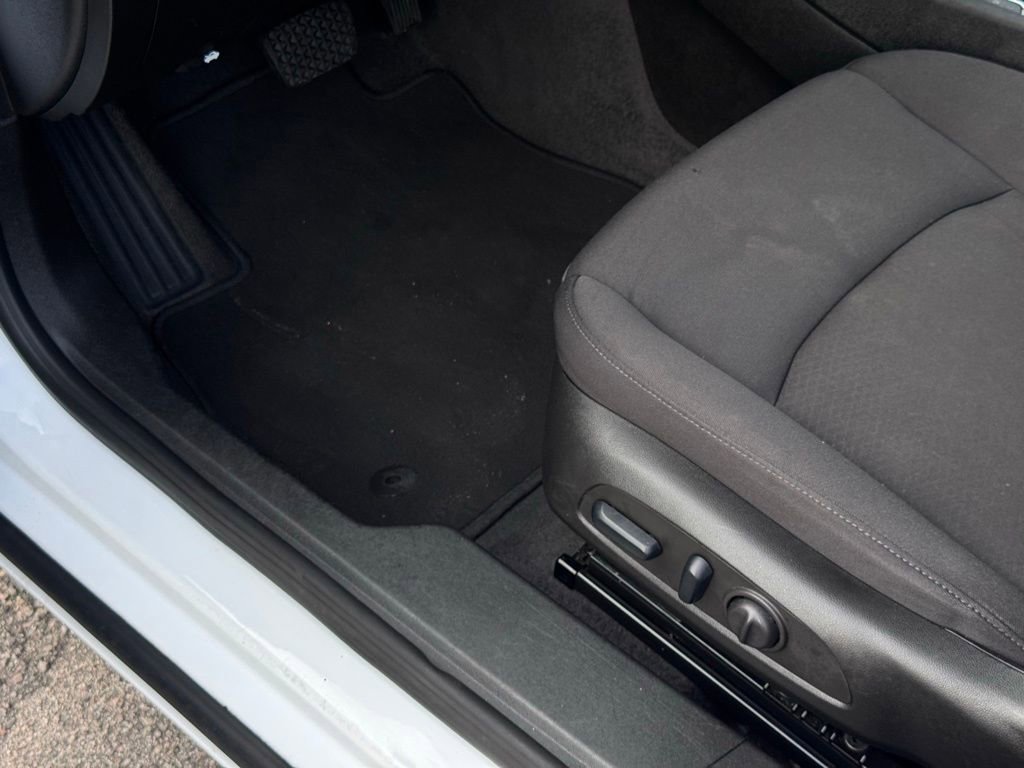 Used 2024 Chevrolet Malibu LT image 13