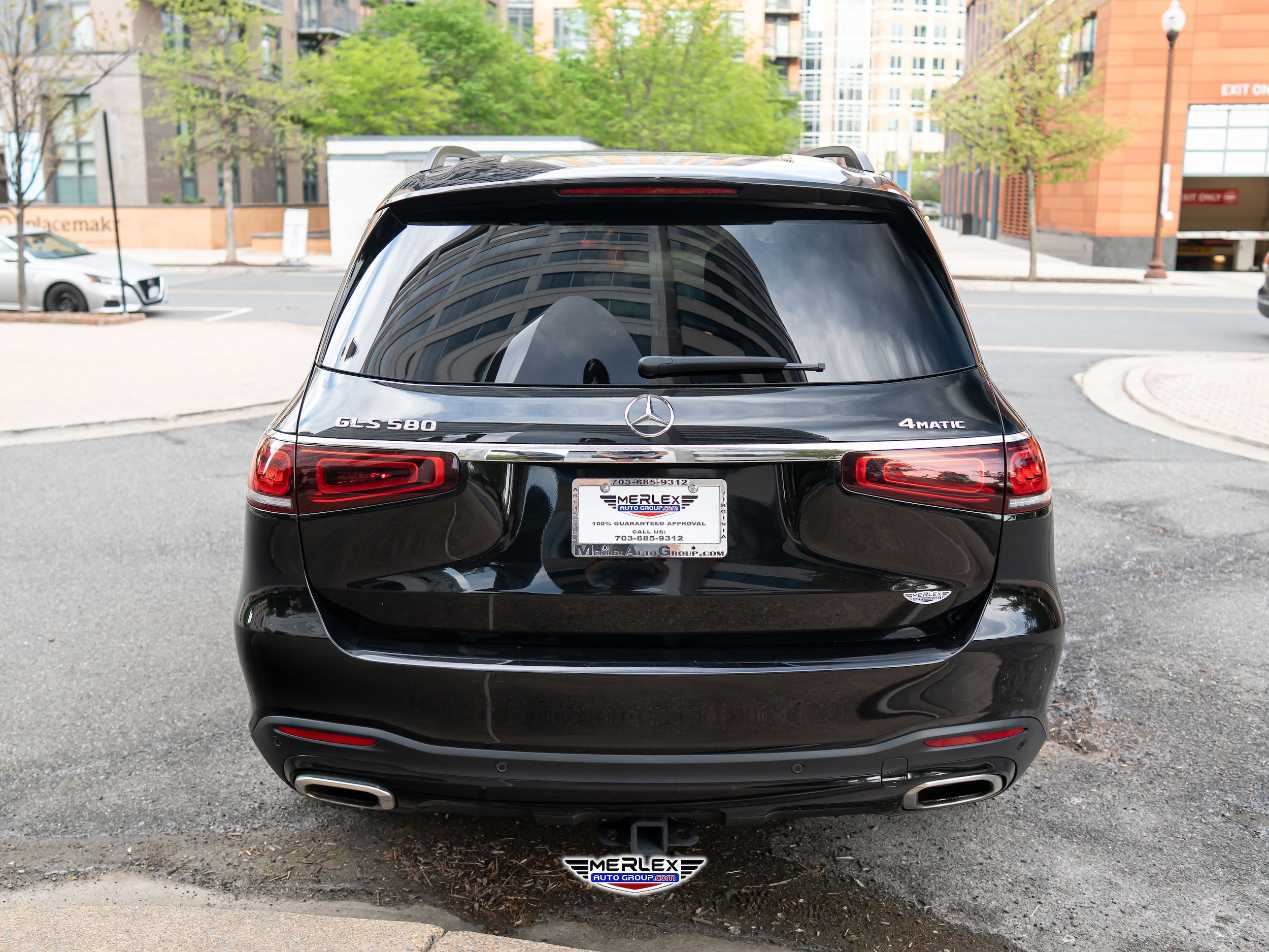 Used 2022 Mercedes-Benz GLS 580 4MATIC image 6
