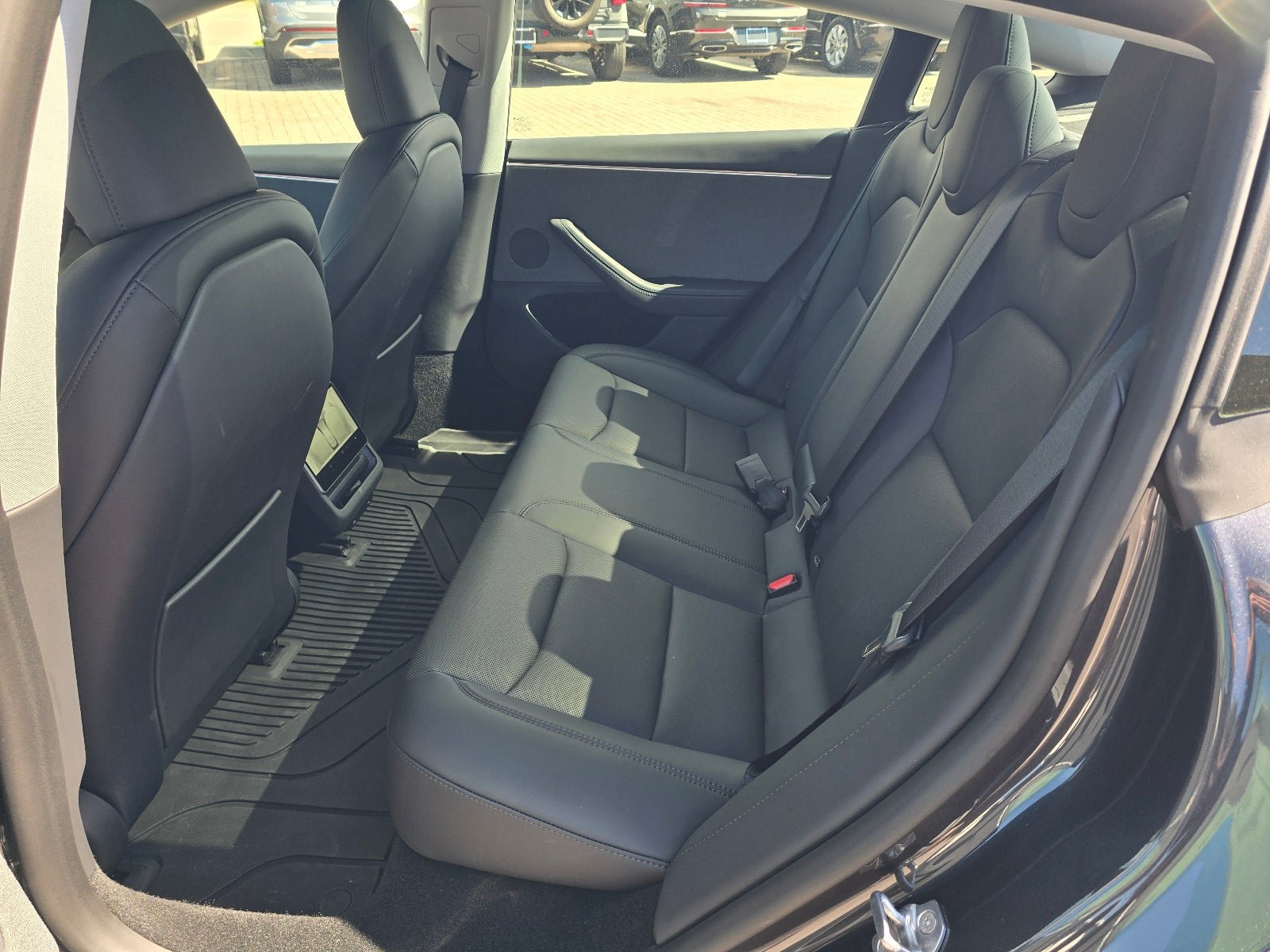 Used 2025 Tesla Model 3 Long Range RWD image 10