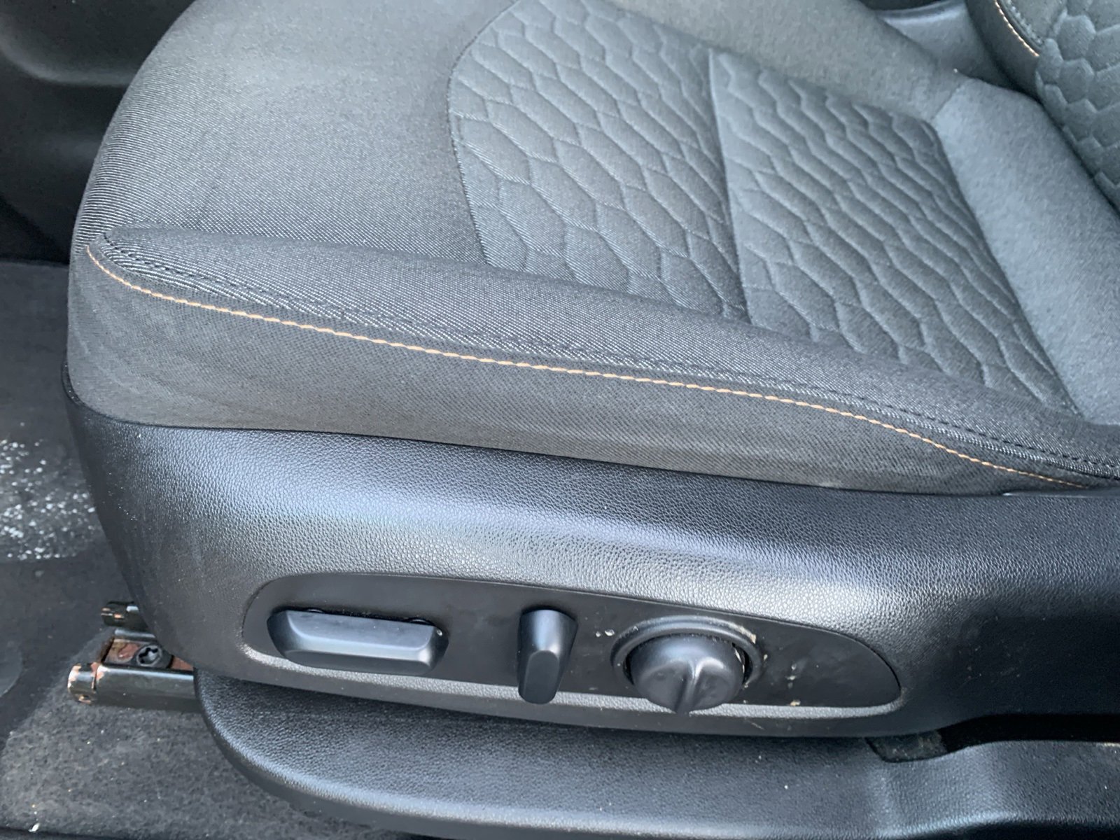 Used 2019 Chevrolet Equinox LT image 20