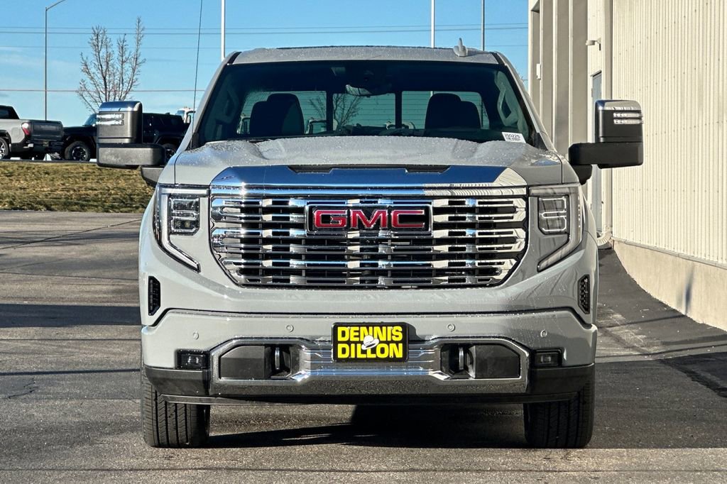 Used 2025 GMC Sierra 1500 Denali image 3
