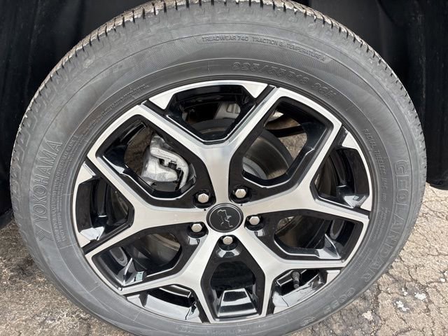 Used 2025 Jeep Compass Limited w/ Sun & Sound Group image 26