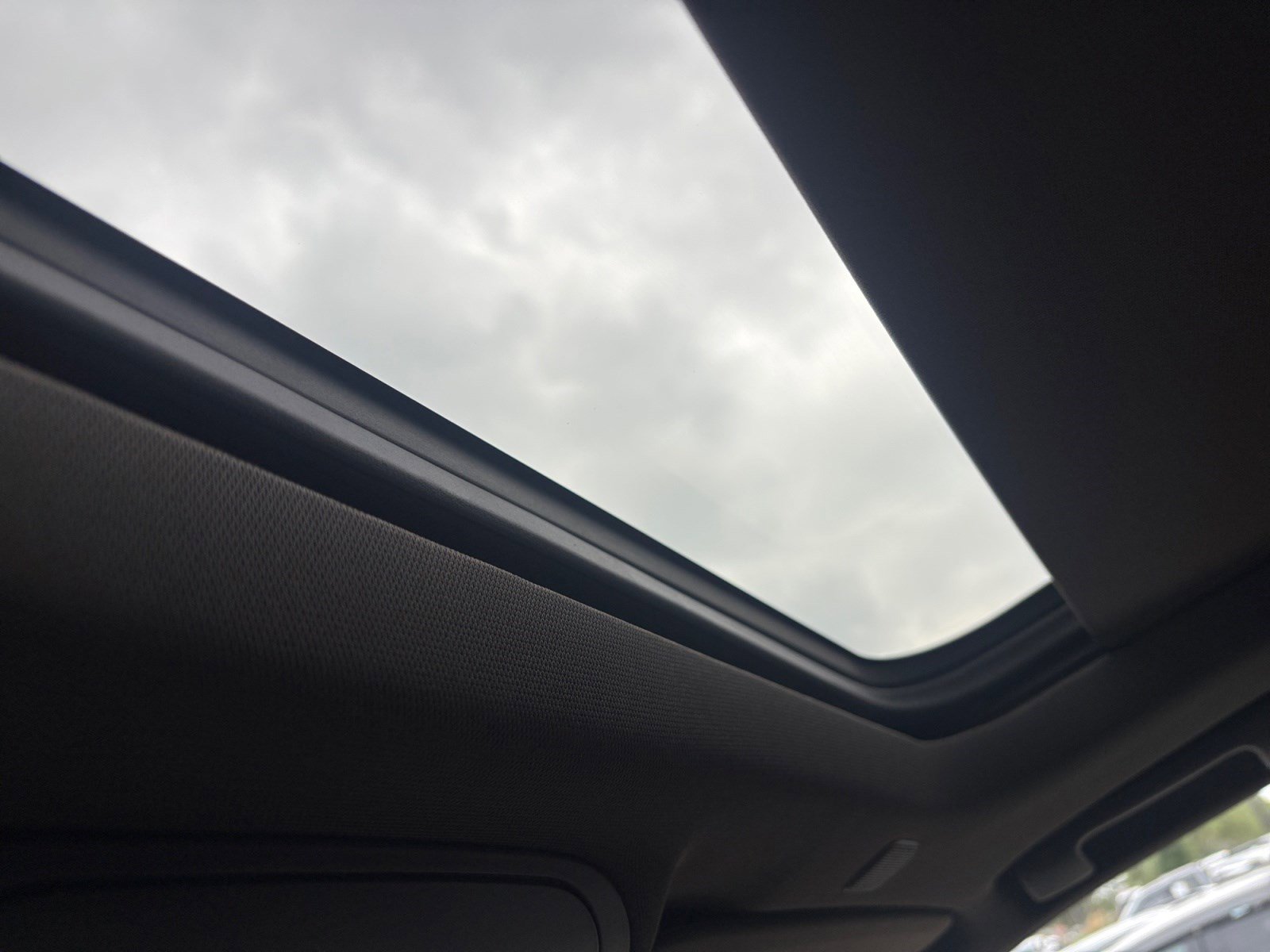 Used 2023 Chevrolet Tahoe Z71 w/ Luxury Package image 19