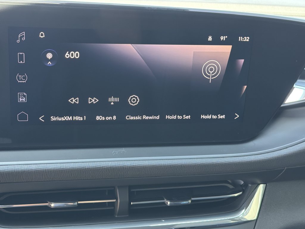 New 2026 Buick Envista Sport Touring w/ Convenience I Package FWD image 24