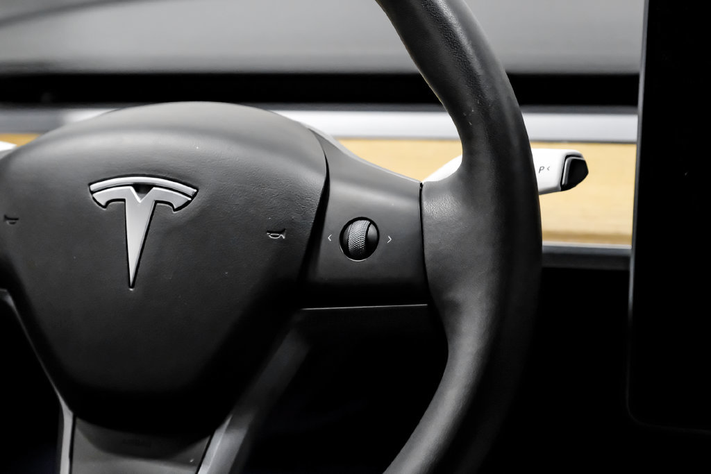 Used 2022 Tesla Model 3 Long Range AWD/4WD image 19