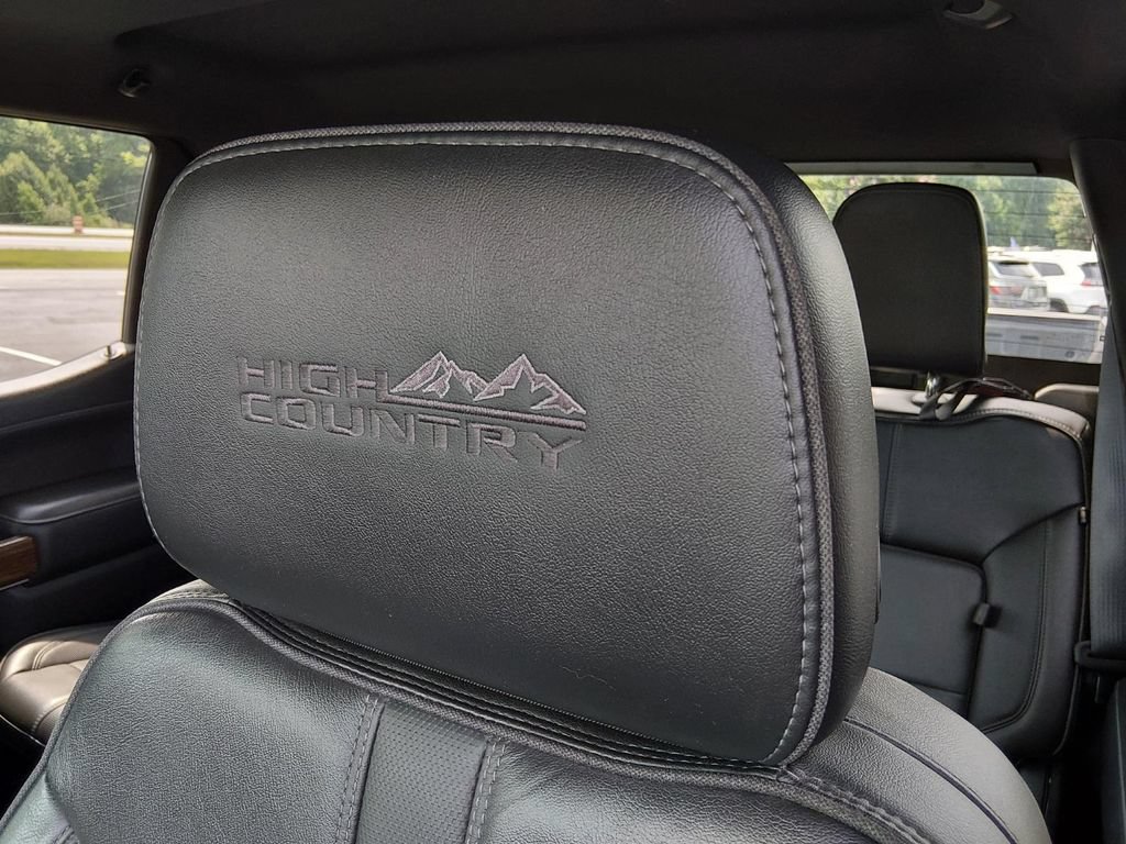 Used 2021 Chevrolet Silverado 1500 High Country w/ Z71 Off-Road Package AWD/4WD image 11