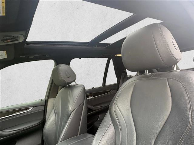 Used 2017 BMW X5 xDrive40e image 10