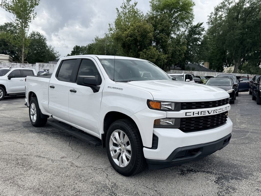 Used 2019 Chevrolet Silverado 1500 Custom w/ Trailering Package RWD image 2