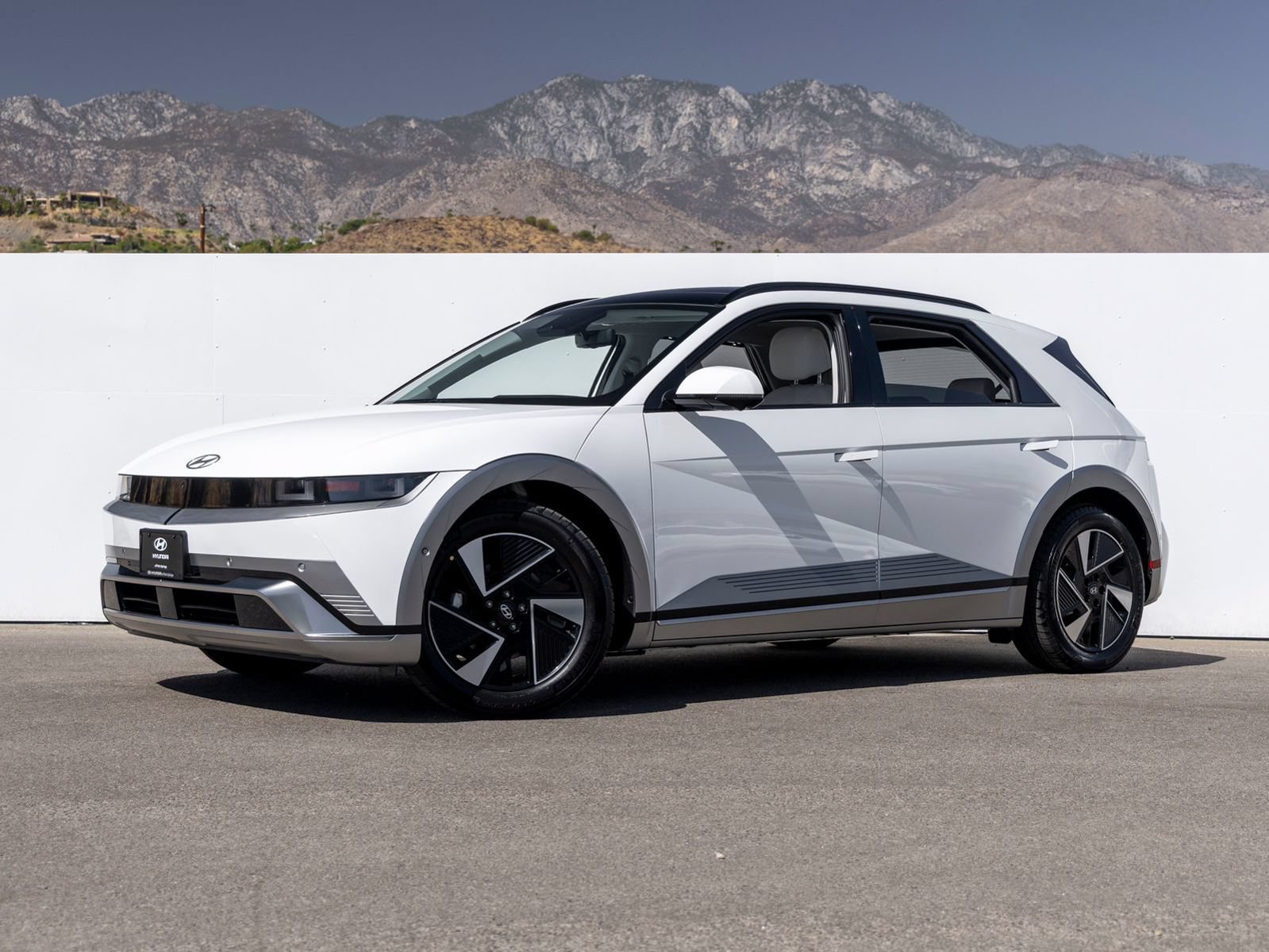 New 2027 Hyundai Ioniq 5 Limited RWD image 1