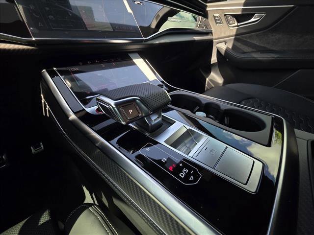 New 2025 Audi RS Q8 performance image 25