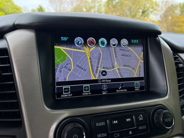 Used 2018 GMC Yukon Denali w/ Open Road Package AWD/4WD image 37