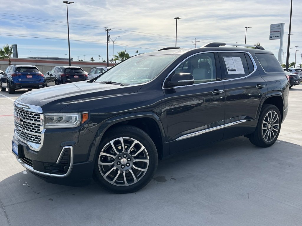 Used 2021 GMC Acadia Denali w/ Denali Technology Package image 3