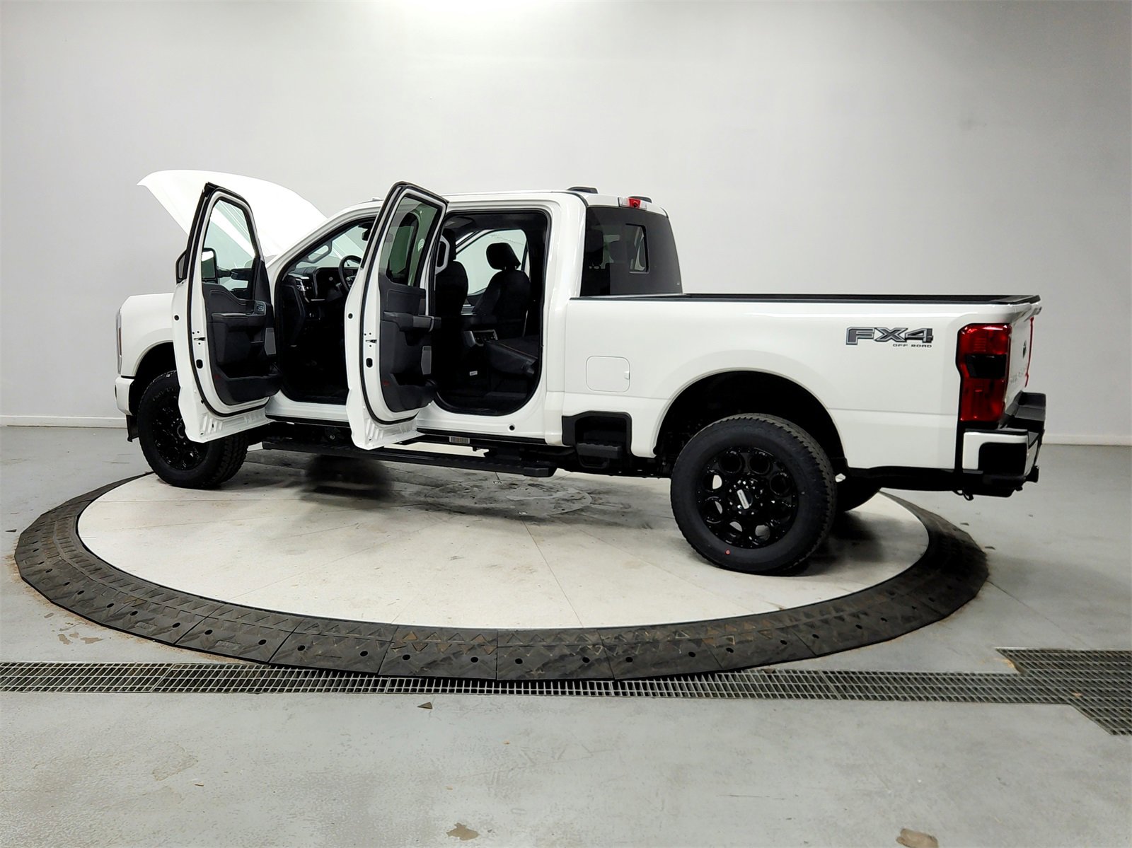 New 2026 Ford F350 Lariat w/ Black Appearance Package image 13