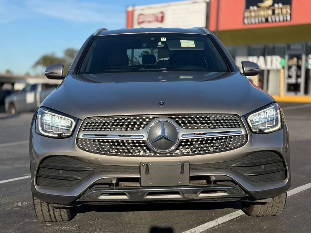 Used 2020 Mercedes-Benz GLC 300 4MATIC image 46