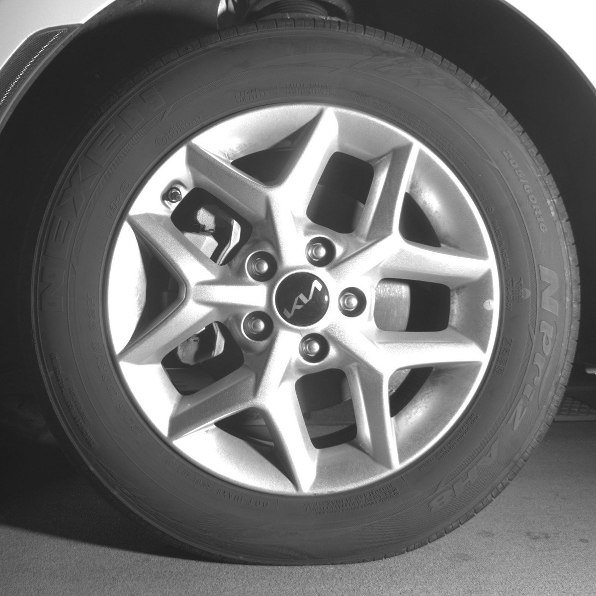 Used 2025 Kia Soul LX w/ LX Technology Package image 12