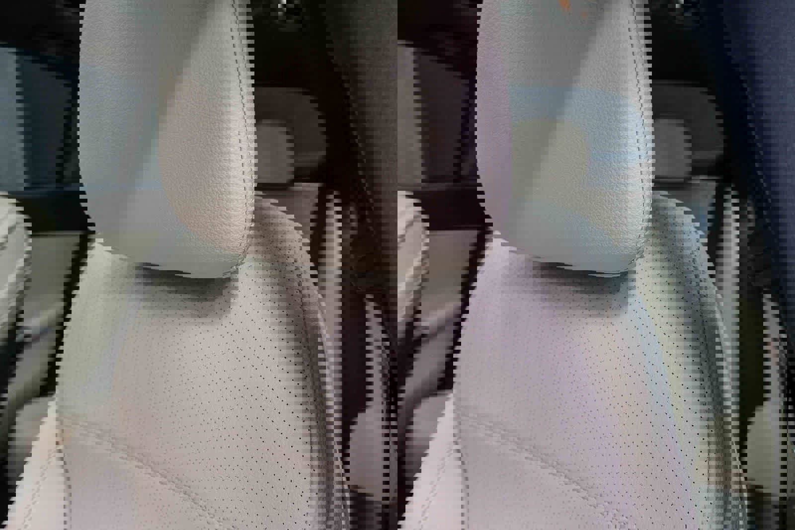 Certified 2023 Mercedes-Benz C 300 4MATIC Sedan image 20