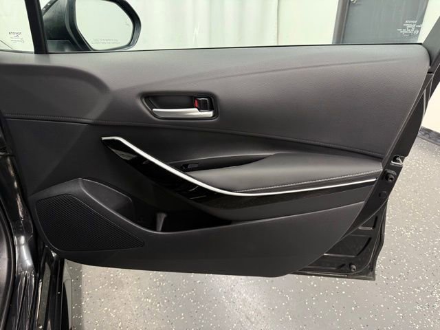 Used 2020 Toyota Corolla XLE image 8