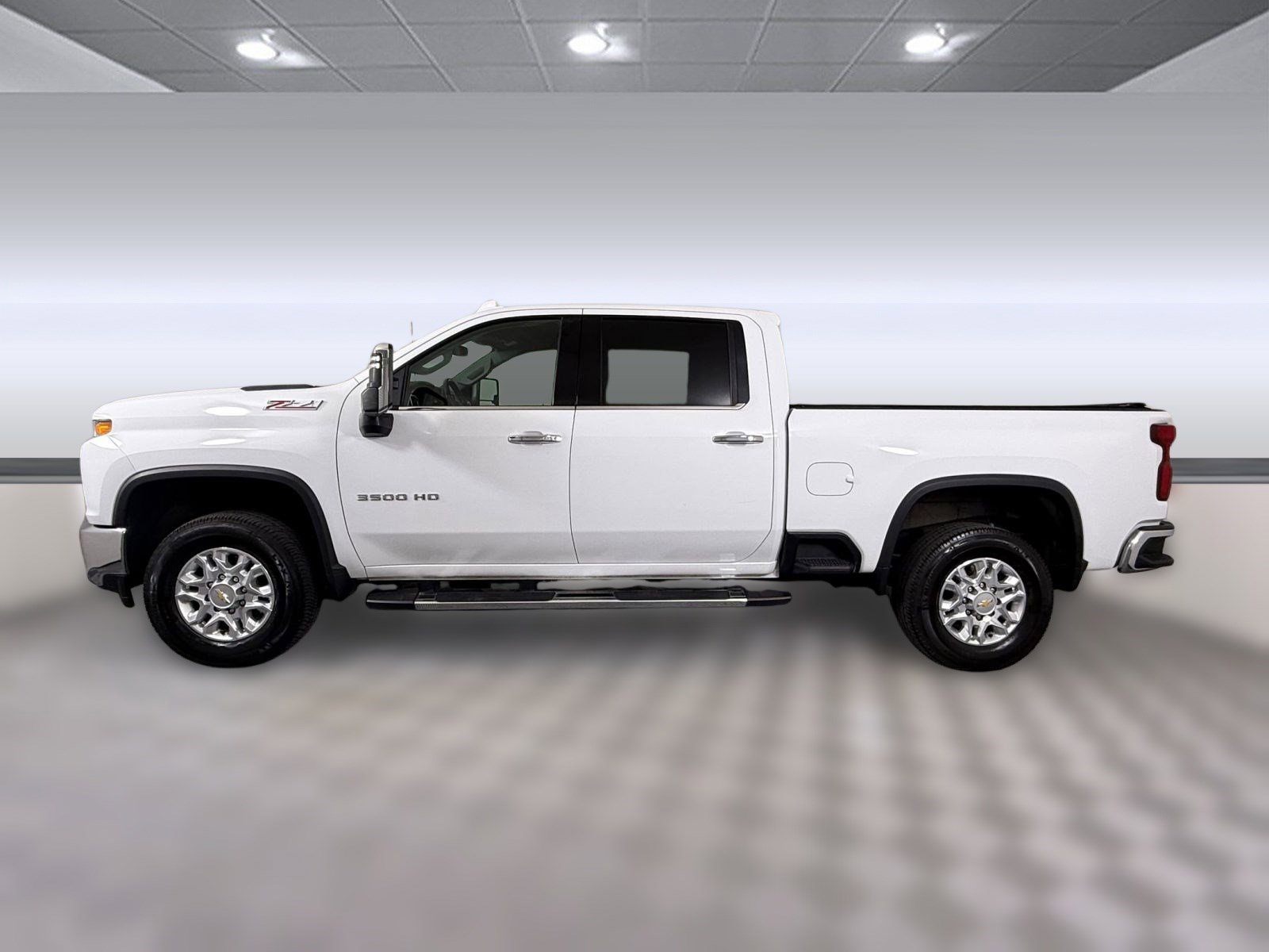 Used 2021 Chevrolet Silverado 3500 LTZ w/ LTZ Convenience Package image 2