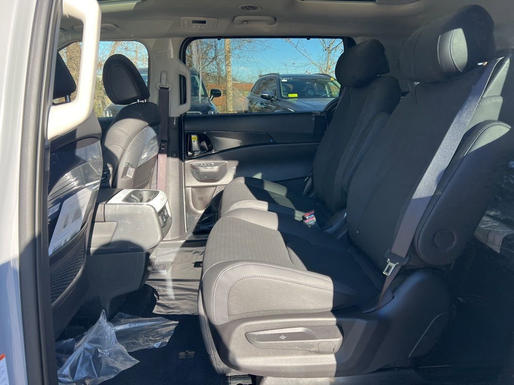 New 2026 Kia Carnival SX Prestige image 12
